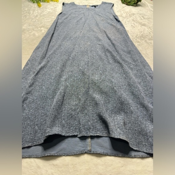 Eileen Fisher Sleeveless Patterned Midi Dress in Slate Blue Womens Large - Picture 9 of 12